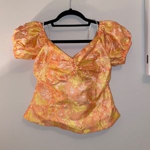 Song of Style off-shoulder structure top